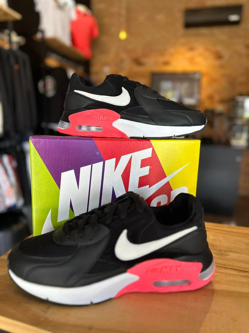 Tênis Nike Air Max Excee - Preto/Branco/Rosa