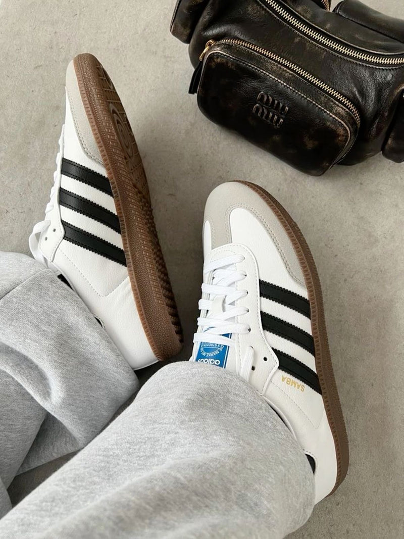 Tênis Adidas Samba OG - Branco e Preto