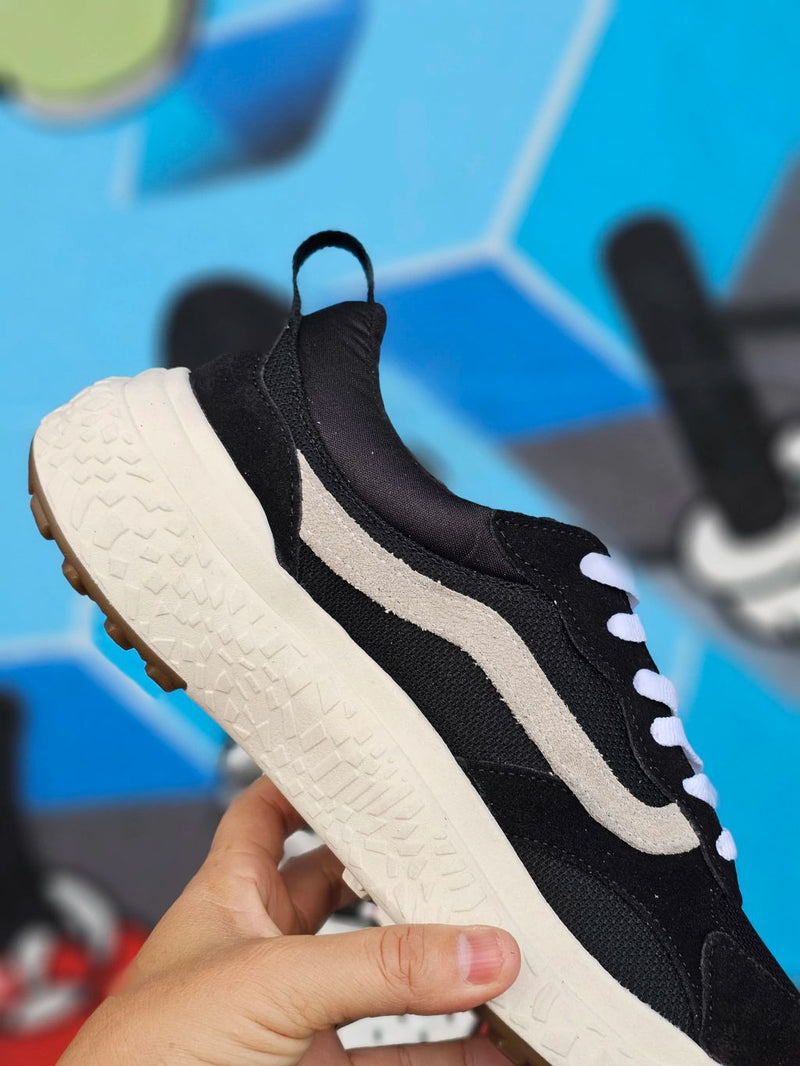 Tênis Vans Ultrarange Neo VR3 Digital Dementia Black White