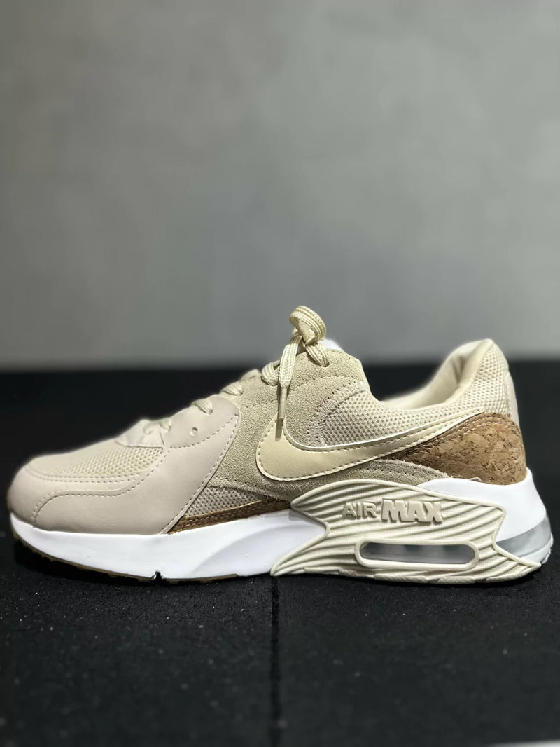 Tênis Nike Air Max Excee - Bege Amadeirado