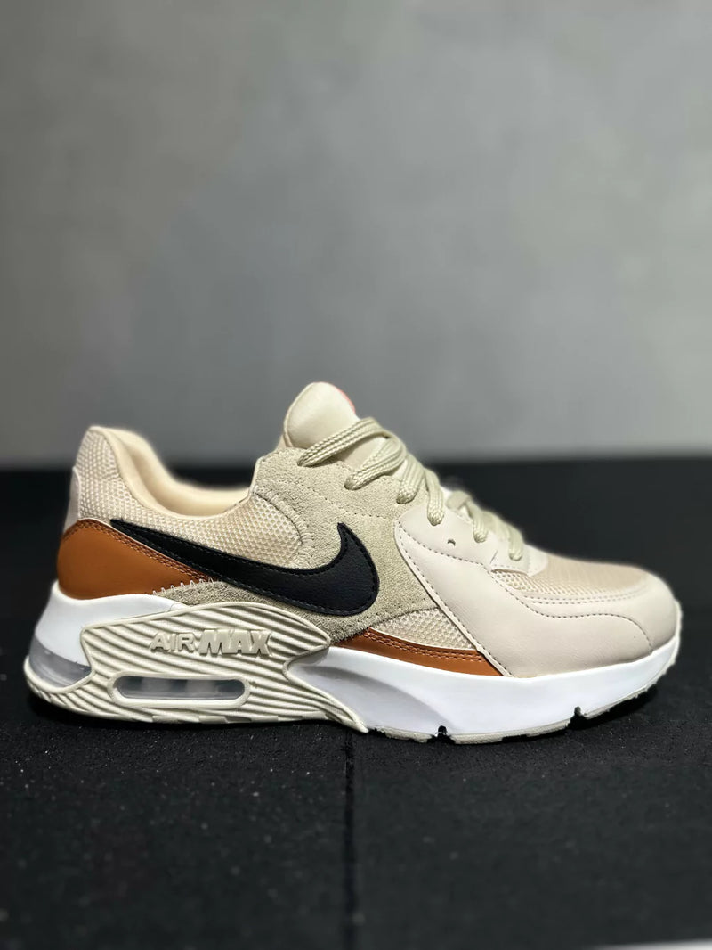 Tênis Nike Air Max Excee - Bege/Laranja/Preto