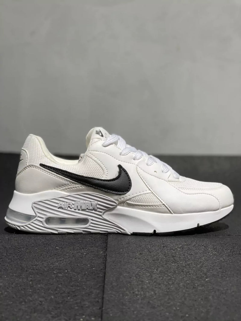 Tênis Nike Air Max Excee - Branco/Preto