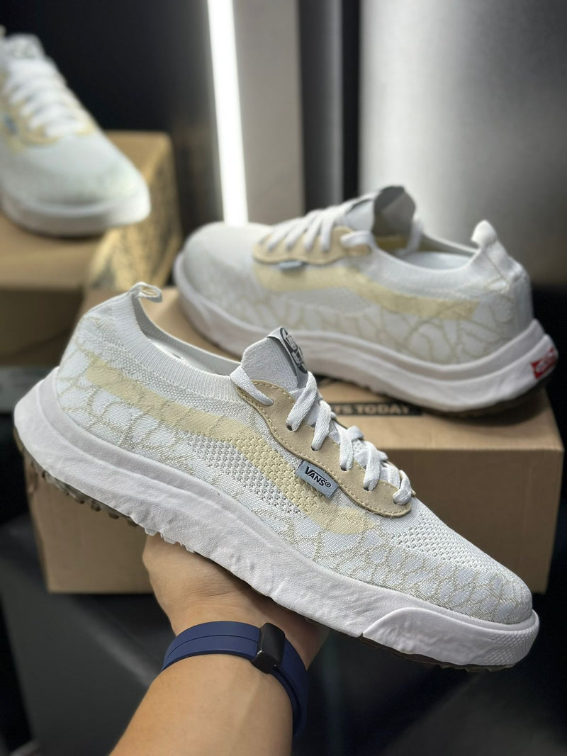 Tênis Vans Ultrarange VR3 White