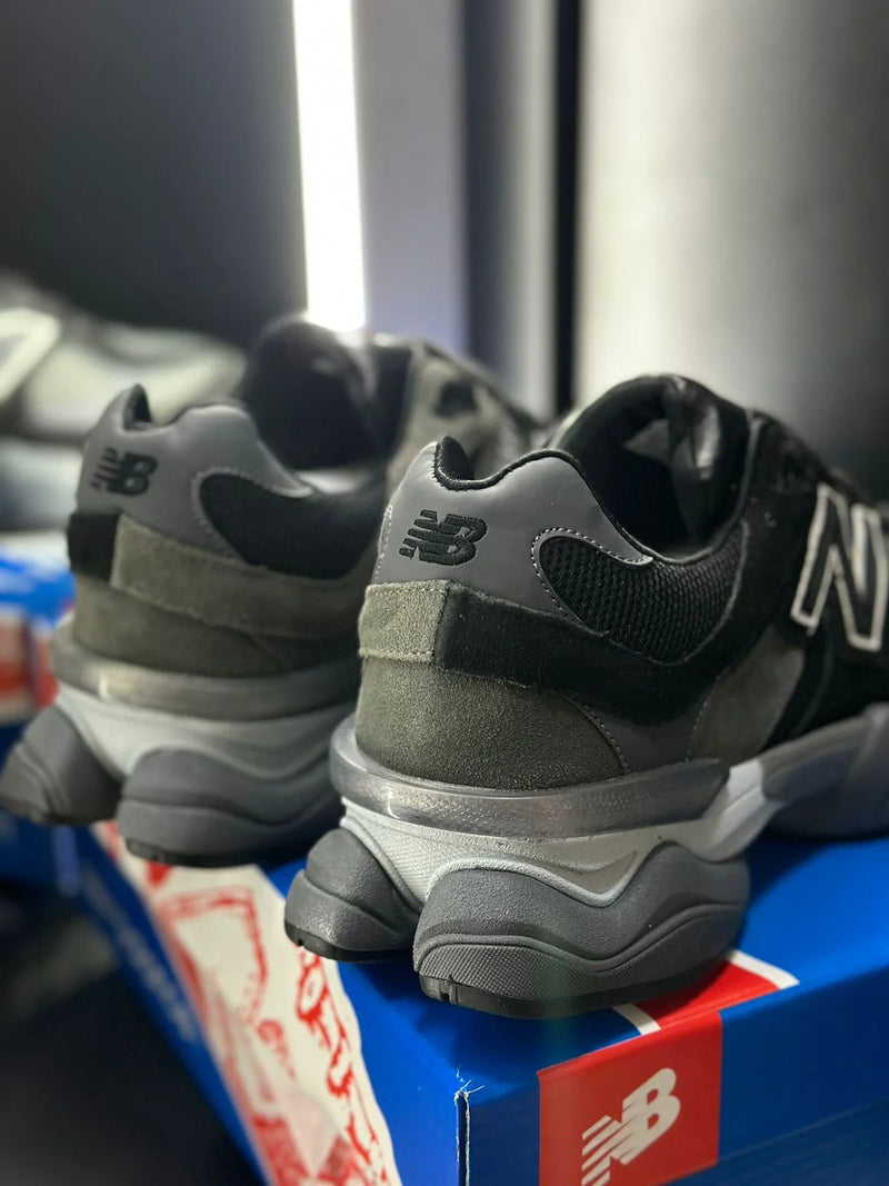 Tênis New Balance 9060 - Cinza/Preto