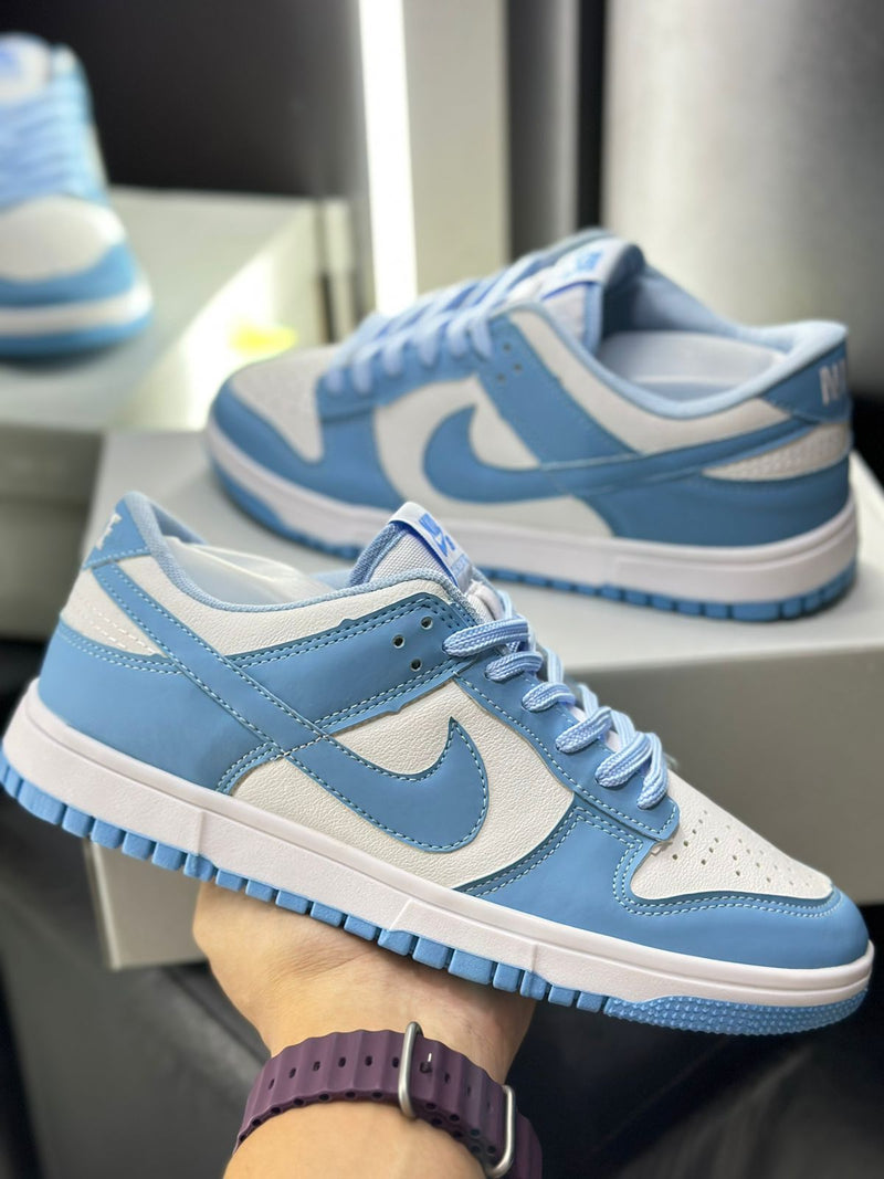 Tênis Nike SB Dunk Low - Azul Bebê