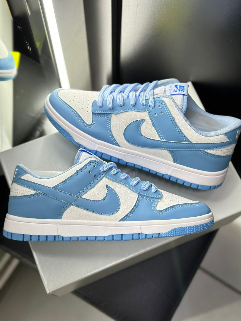 Tênis Nike SB Dunk Low - Azul Bebê