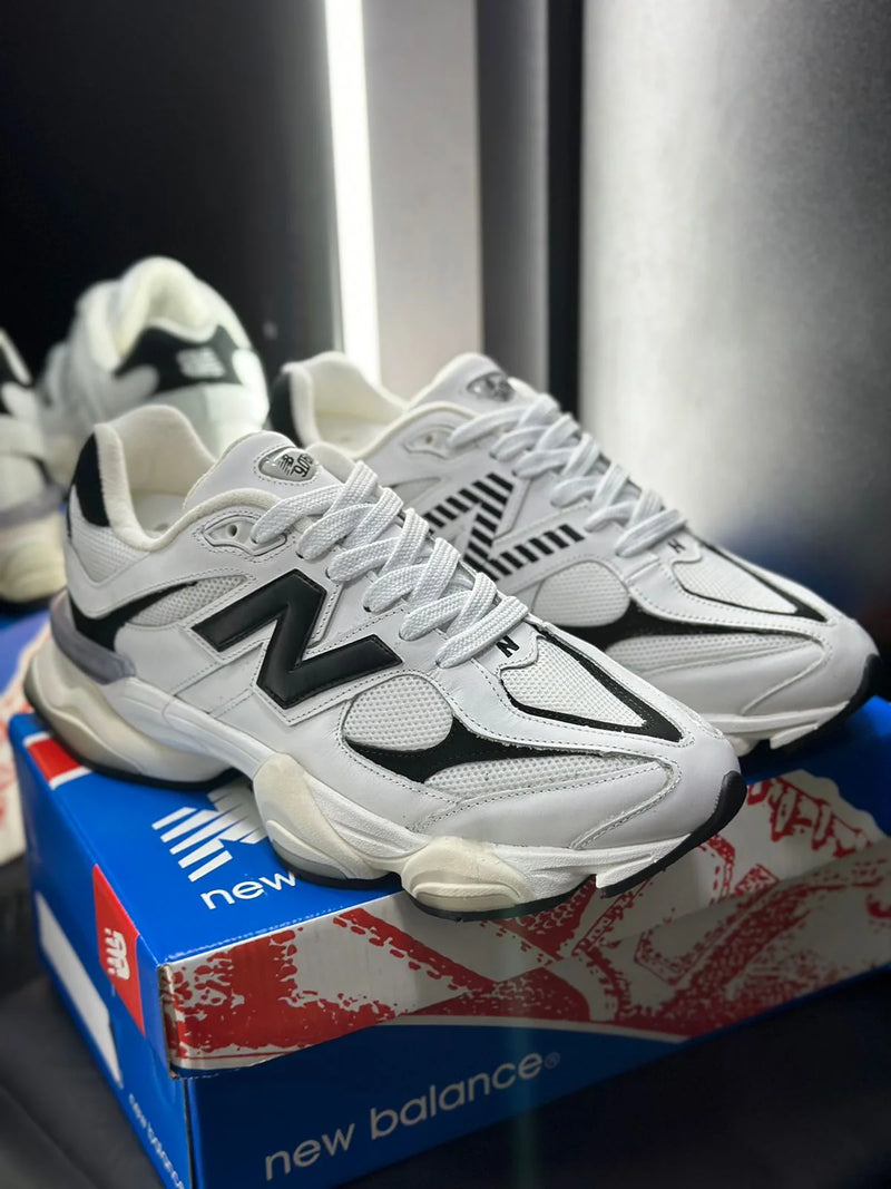 Tênis New Balance 9060 - Branco/Preto