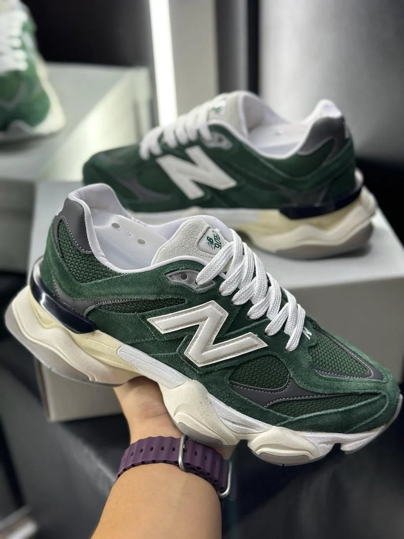 Tênis New Balance 9060 - Verde Militar