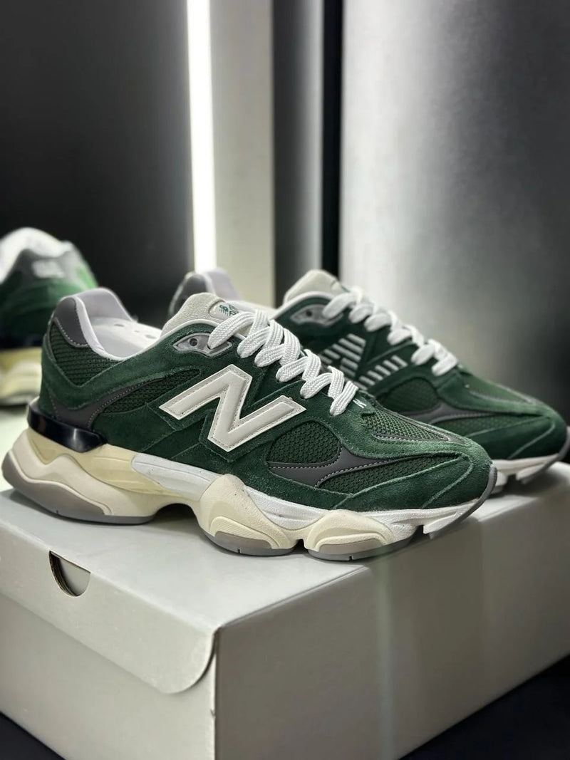 Tênis New Balance 9060 - Verde Militar