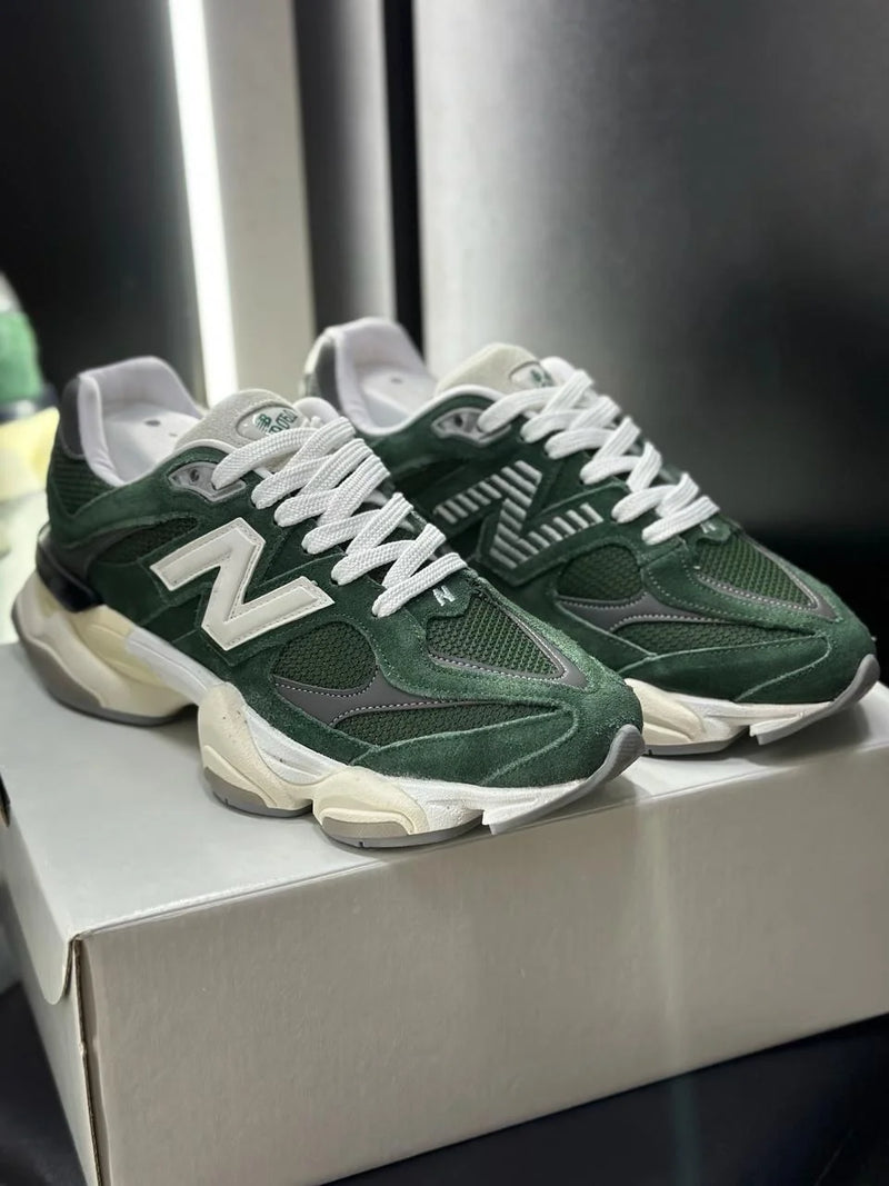 Tênis New Balance 9060 - Verde Militar