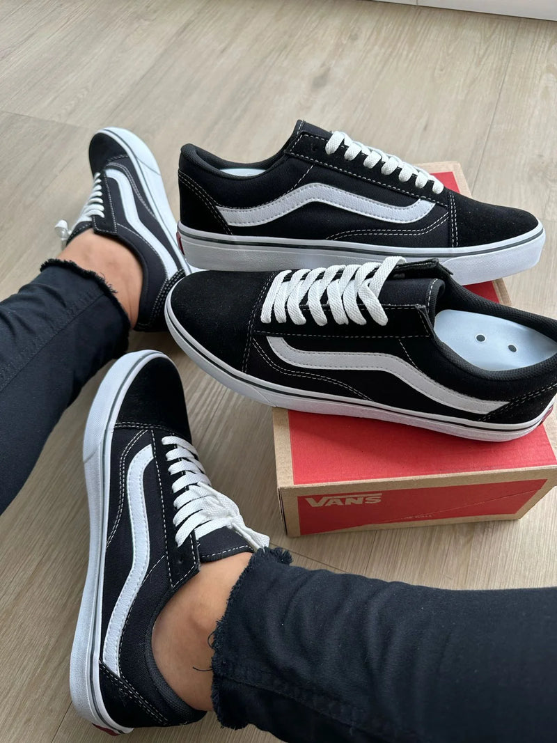 Tênis Vans Old Skool - Preto/Branco